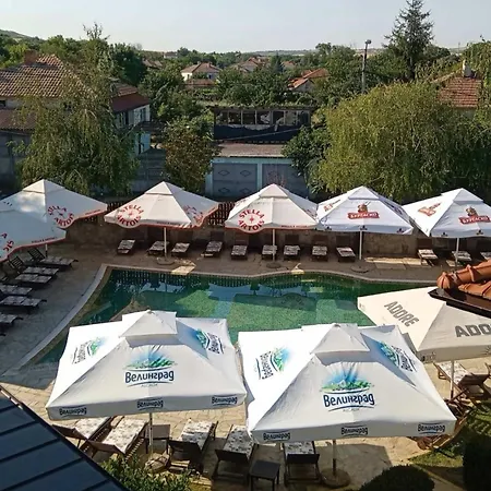 Hotel семеен звезда