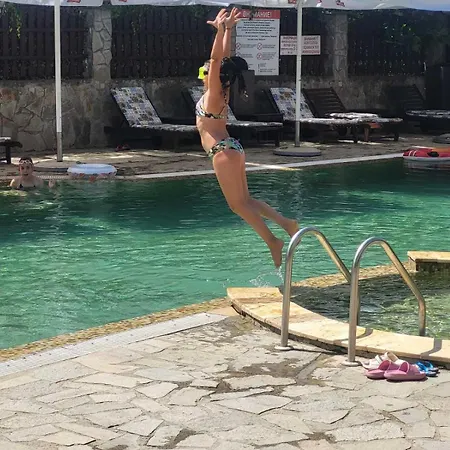 семеен звезда Hotel Sudievo