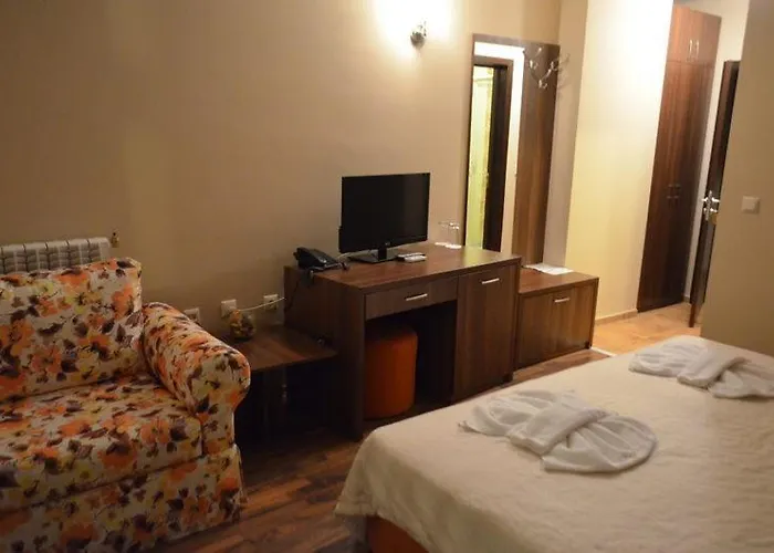 семеен звезда Hotel