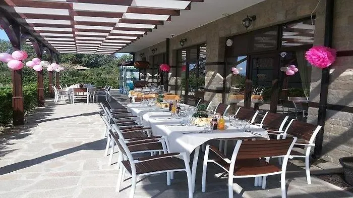 семеен звезда Hotel 3*