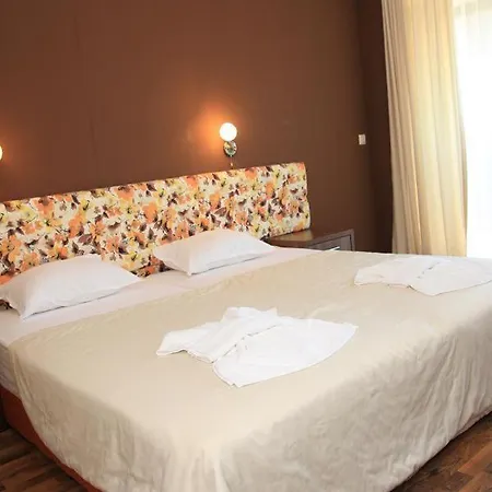 семеен звезда Otel