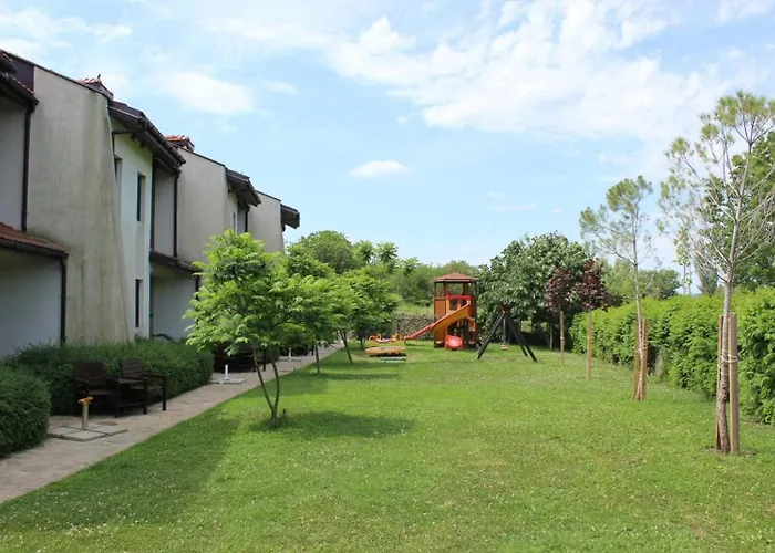 семеен звезда Hotel 3*