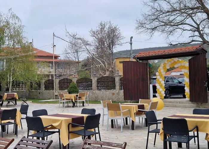 семеен звезда Hotel Sudievo