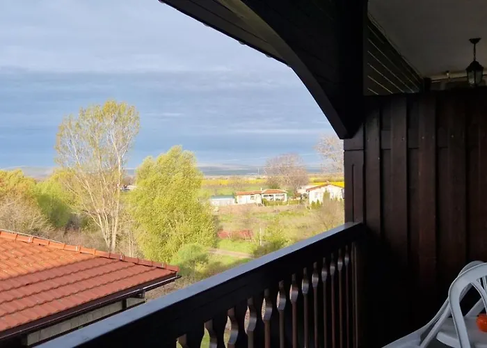 семеен звезда Hotel Sudievo